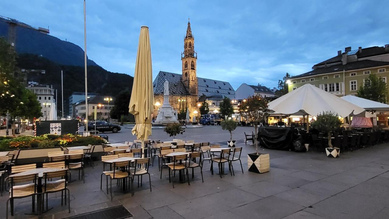 Bolzano 2-Room Central Mountain View, Wifi Netflix Ac Lift ภายนอก รูปภาพ